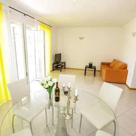 Holiday Homes In Novigrad/istrien 36225