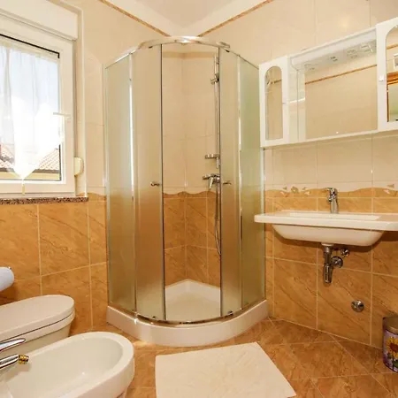 Holiday Homes In Novigrad/istrien 36225 別荘